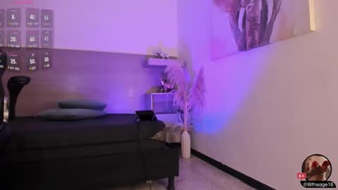 lilith_sage_ online show from February 26, 2:49 pm