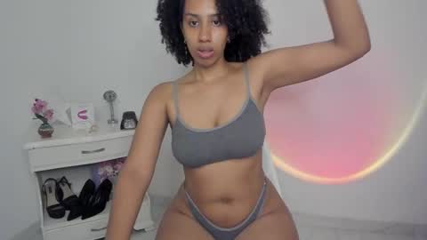 Alejandra  online show from January 12, 5:58 am