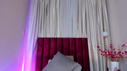 LilithEsme online show from November 7, 11:51 pm