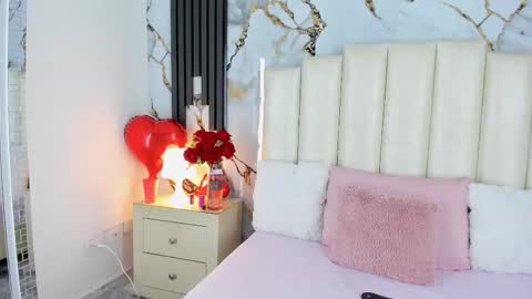 Snapshot of lilithmars69 chatting on February 24, 7:11 am Lilith online show from February 24, 7:11 am
