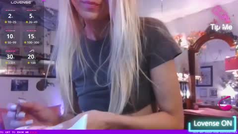 Lilithohfish online show from October 9, 2:22 pm