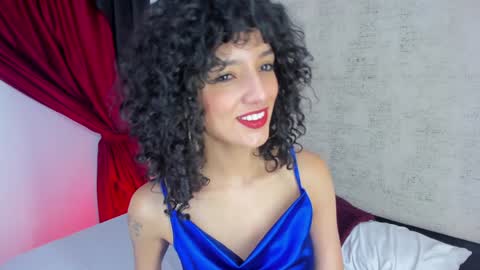 Snapshot of lilithsteinberg chatting on December 29, 7:11 pm jessi 3 online show from December 29, 7:11 pm