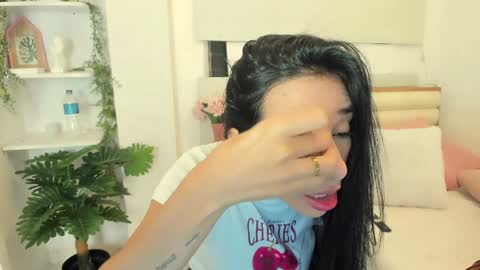 Sweety Lilly Love  online show from December 17, 3:06 pm