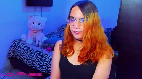 Lilly3 online show from February 1, 9:01 pm