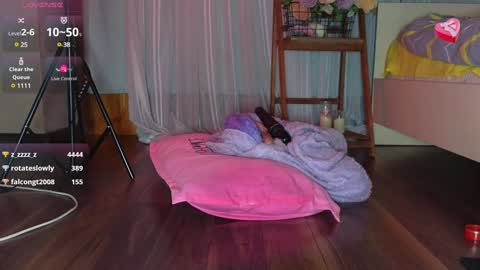 lillypie88 online show from December 5, 1:20 am