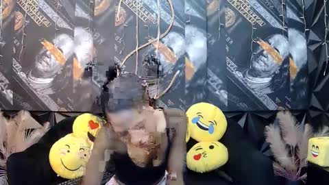 lilmissbaddiexxx online show from February 16, 6:28 pm