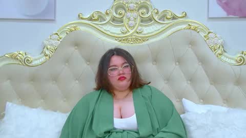 LiloLewins online show from January 25, 10:07 pm