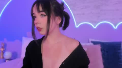 Lilou online show from January 7, 5:29 pm