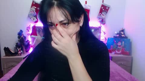 lilugrants online show from January 10, 7:41 pm