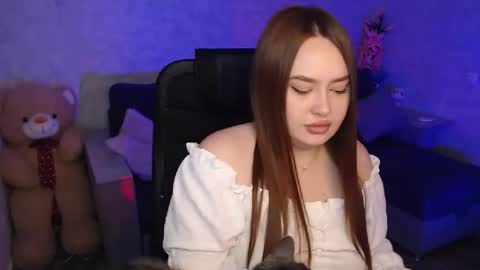 lily_baker_ online show from January 14, 3:53 pm