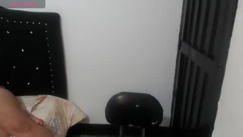 Lily  online show from February 8, 10:40 pm