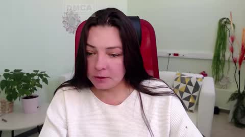 Snapshot of lily_flower7_ chatting on September 19, 8:40 am Lily online show from September 19, 8:40 am