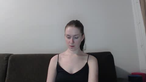 lily_love_x online show from February 19, 12:10 am