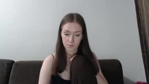 lily_love_x online show from March 19, 1:44 am