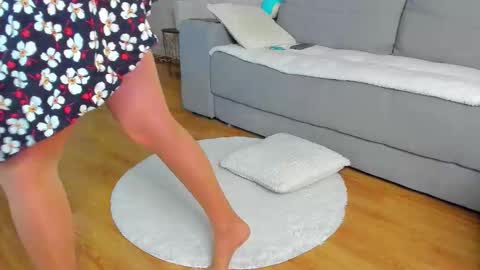 Alice online show from December 2, 3:16 am