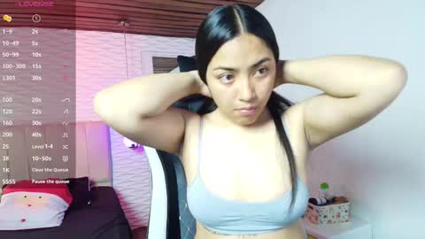 lily_waist online show from January 6, 11:25 am
