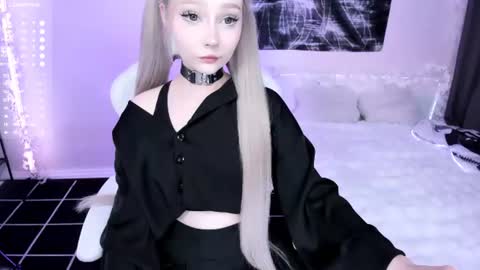 Lily online show from June 17, 12:37 am