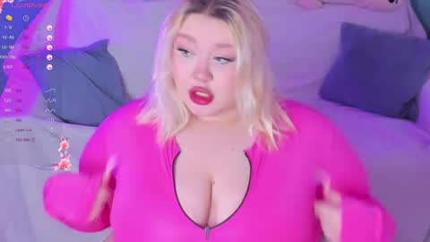 Lily online show from February 23, 6:34 pm