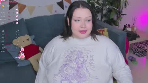 Lily online show from September 25, 5:09 pm