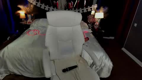 Lily online show from October 29, 3:47 pm