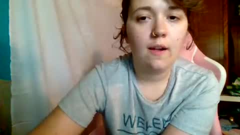 lily online show from July 17, 9:50 pm