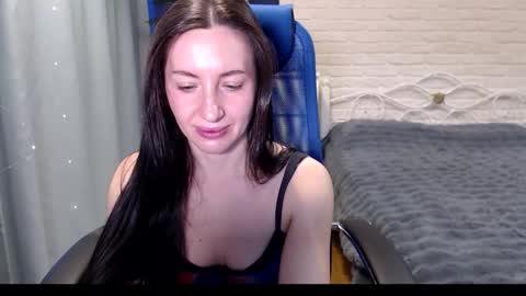 Lily online show from January 13, 7:05 am