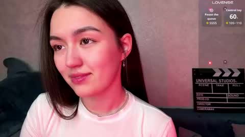 Lily online show from May 7, 5:41 pm