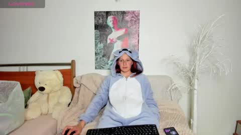 Hi Im Lily online show from April 9, 6:35 pm