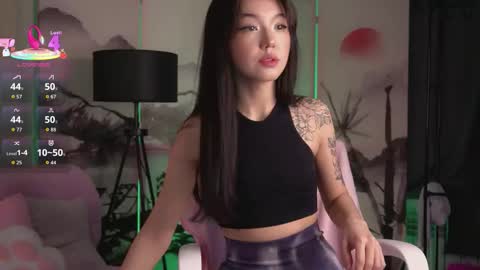 Lin Use menu to play with me  online show from February 25, 2:59 am