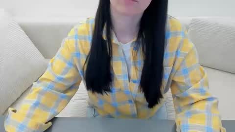 linabay2 online show from May 5, 6:41 am