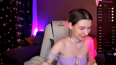 Lina online show from November 26, 9:06 am