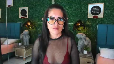 Lina  online show from October 29, 11:45 am