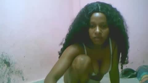 linah1123 online show from November 30, 6:59 pm