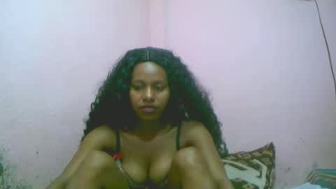 linah1123 online show from December 4, 9:14 pm