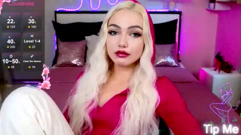 I am Lina online show from September 19, 2:10 pm