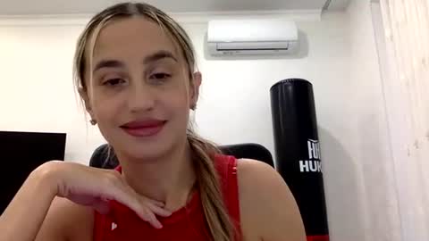 linavora online show from November 28, 1:40 pm