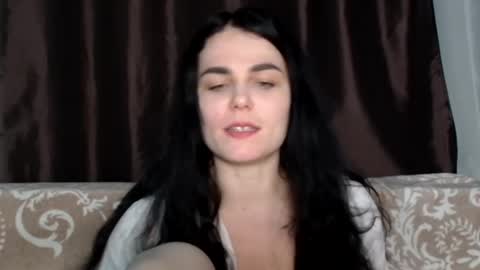 Linda online show from March 4, 7:43 pm