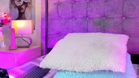Linda Fosterr online show from May 15, 11:56 pm