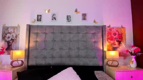 Linda Fosterr online show from May 26, 9:43 pm