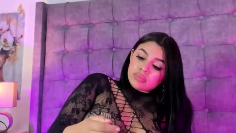 Linda Fosterr online show from May 15, 11:45 pm
