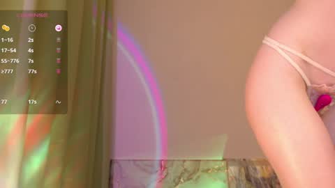 Linda online show from May 17, 6:39 pm