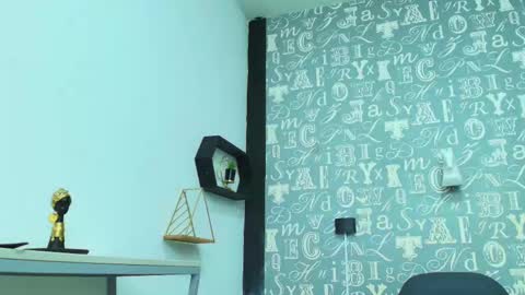  Lindsey  online show from October 23, 12:17 pm