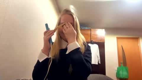 Rose online show from February 25, 7:28 pm