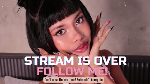 lis_vega_ online show from July 23, 1:58 am