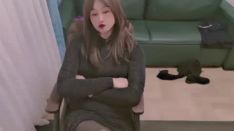 lisaxxy online show from December 7, 2:30 pm