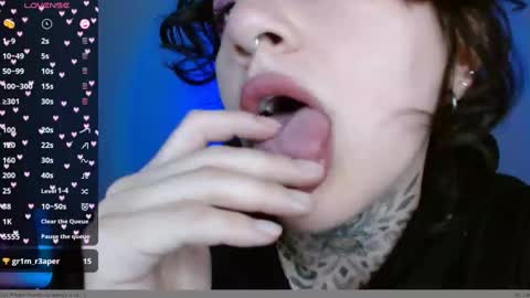 Lisa online show from January 4, 1:10 am