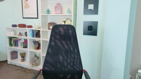 Lisa Caprice online show from March 3, 7:26 am