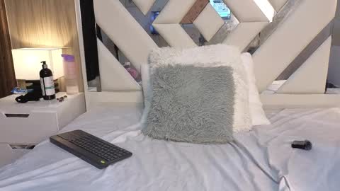 lisa_sweetas online show from February 23, 6:37 am