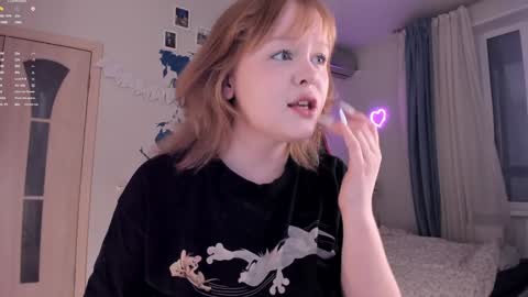 -Lisa- Help me to reach 100 thumbs up3 online show from December 21, 3:31 pm