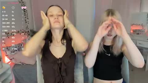 Lisa blonde  Alisa brunette online show from June 19, 4:24 pm